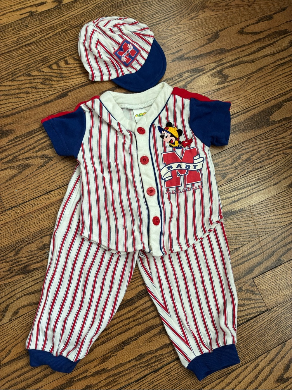 Vintage Disney Baseball Mickey Embroidered 3 Piece Set Size 18 months